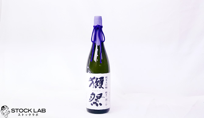 獺祭 遠心分離 二割三分 1800mlボトル全体