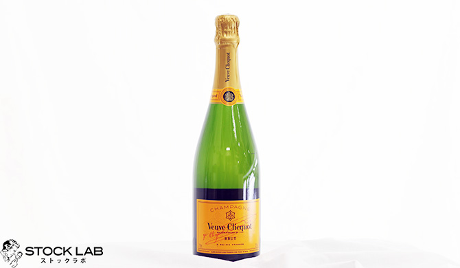 ヴーヴ・クリコ イエローラベル ボトル全体