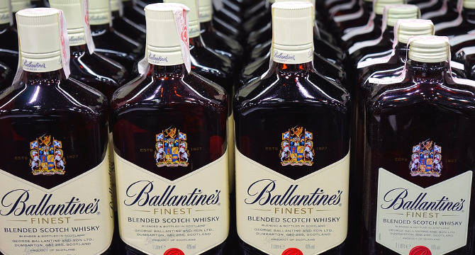 スコットランドのスコッチウイスキー蒸溜所イメージ