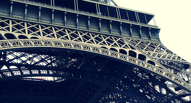 シャトー・ディケムの甘口白ワインボトルイメージ