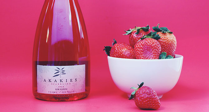 シャンパンの甘辛度（ドサージュ）による種類の違いを示すイメージ