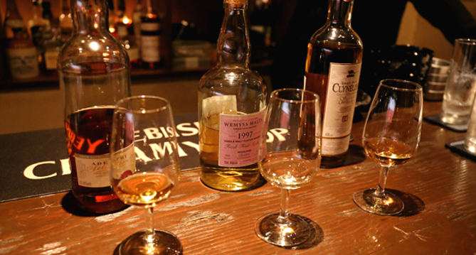 ボトラーズブランドの魅力と有名ブランド紹介 - サケウル｜SAKEURU BY