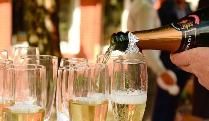 高級シャンパン ドンペリニヨン のアルコール度数とは Sakeuru By Stock Lab