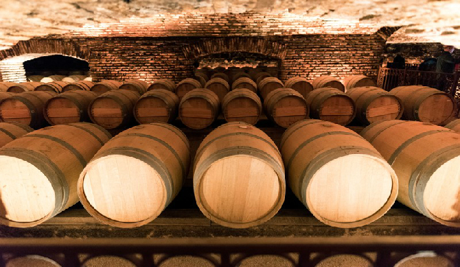 熟成を表現するワイン樽
