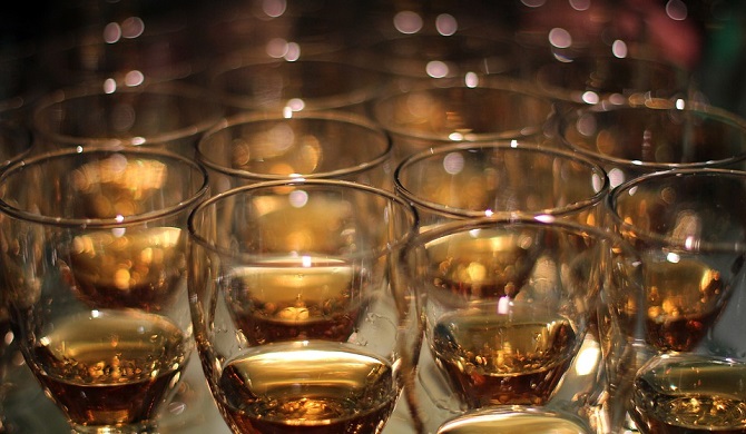 ウイスキーグラス並び