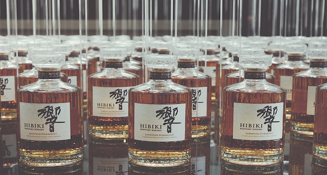 並ぶ響のボトル