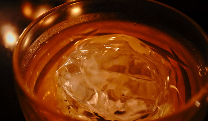 ウイスキーグラス