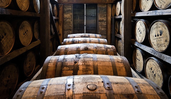 ザ・ニッカ40年 80周年記念品」の魅力と買取相場！ - サケウル