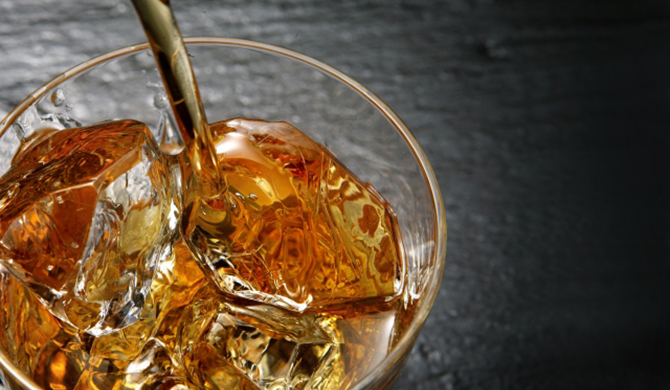 ウイスキーグラス