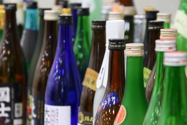 幻の芋焼酎「魔王」を定価で手に入れるには？購入方法による値段