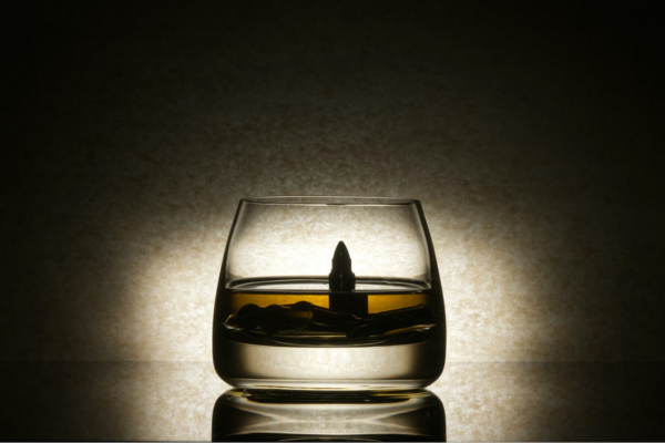 マッカラントリプルカスクは終売する？定価や価格推移・人気シリーズも