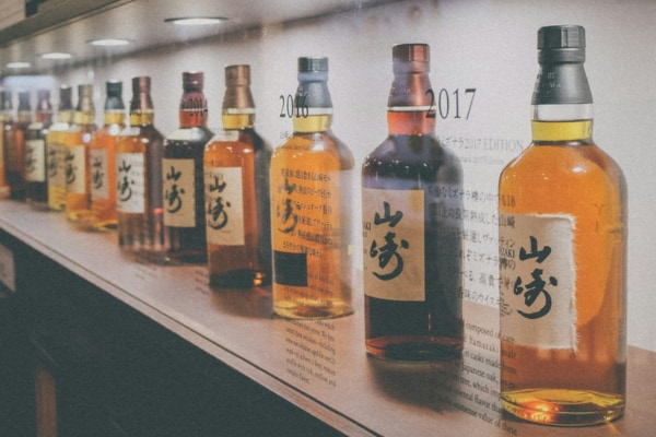 【入手困難】山崎 18年 山崎18年の定価はいくら？定価で買う方法や抽選販売の最新情報も